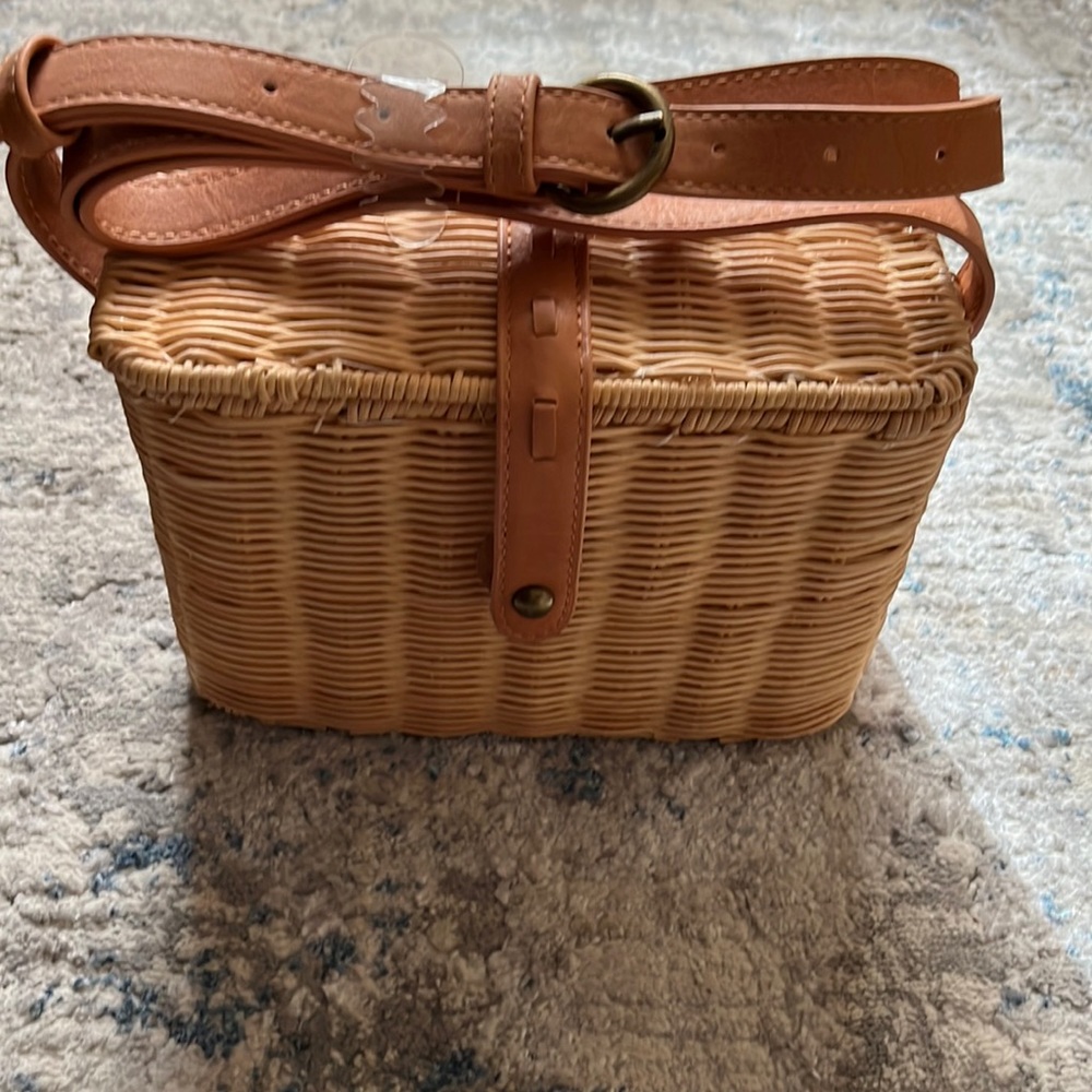 Wicker purse